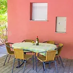 La Vie Apartment